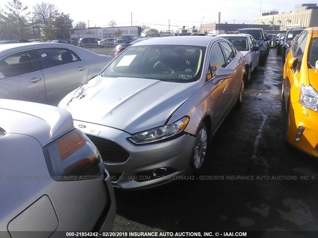 3FA6P0PU9GR322120 - 2016 FORD FUSION SE PHEV SILVER photo 2