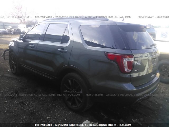 1FM5K7D84HGB76637 - 2017 FORD EXPLORER XLT GRAY photo 3