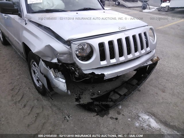 1J4NT1GA2BD236270 - 2011 JEEP PATRIOT SPORT SILVER photo 6