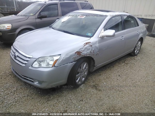 4T1BK36BX5U009197 - 2005 TOYOTA AVALON XL/XLS/TOURING/LIMITED SILVER photo 2