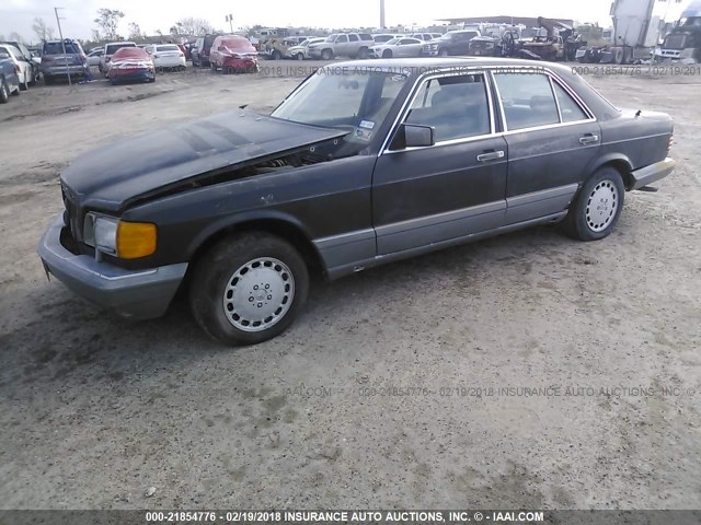 WDBCA24D4JA394860 - 1988 MERCEDES-BENZ 300 SE BLACK photo 2