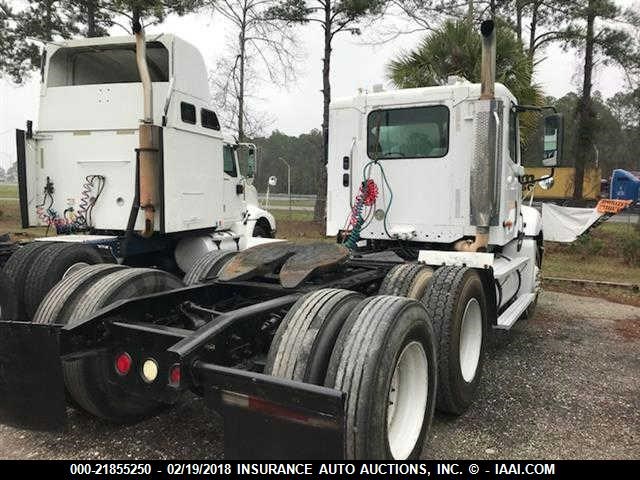1FUJA6CGX3LK38978 - 2003 FREIGHTLINER CONVENTIONAL COLUMBIA 未知 照片 4