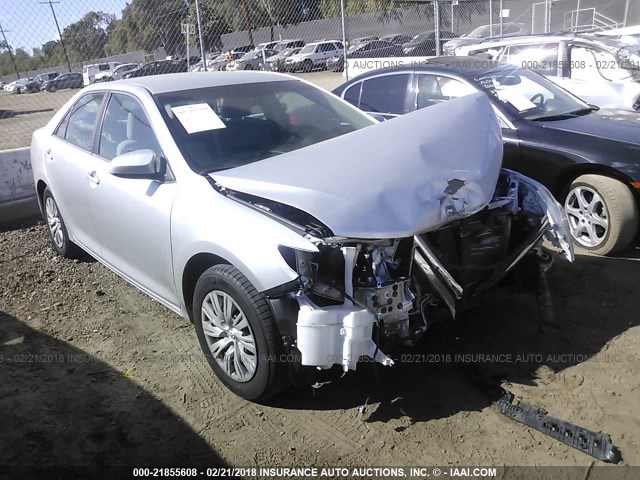 4T4BF1FK1DR298015 - 2013 TOYOTA CAMRY L/SE/LE/XLE SILVER photo 1