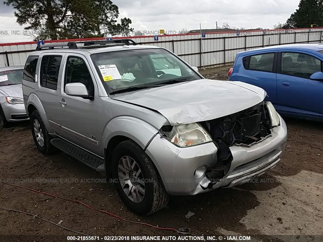 5N1BR18AX8C627229 - 2008 NISSAN PATHFINDER LE/SE SILVER photo 1