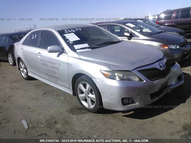 4T1BF3EK0BU601628 - 2011 TOYOTA CAMRY SE/LE/XLE SILVER photo 1