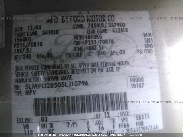 5LMFU28505LJ10796 - 2005 LINCOLN NAVIGATOR BEIGE photo 9