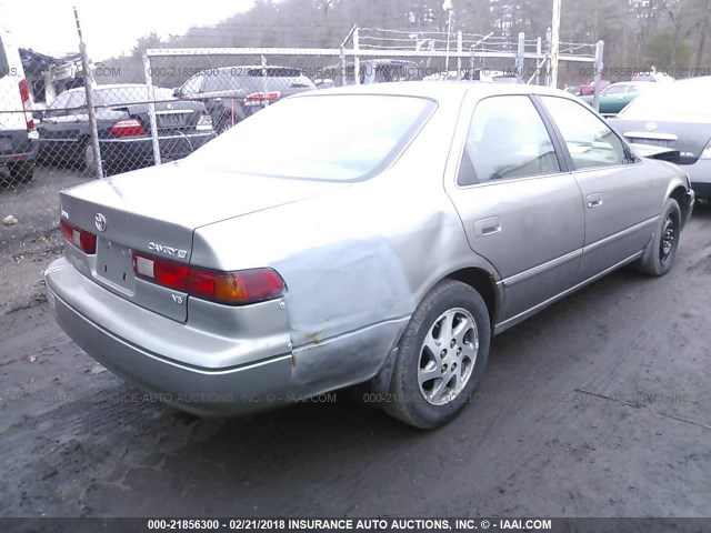 4T1BF22K6VU008360 - 1997 TOYOTA CAMRY CE/LE/XLE GRAY photo 4