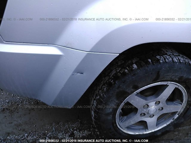 1J4GR48K06C278321 - 2006 JEEP GRAND CHEROKEE LAREDO/COLUMBIA/FREEDOM 银色 照片 6