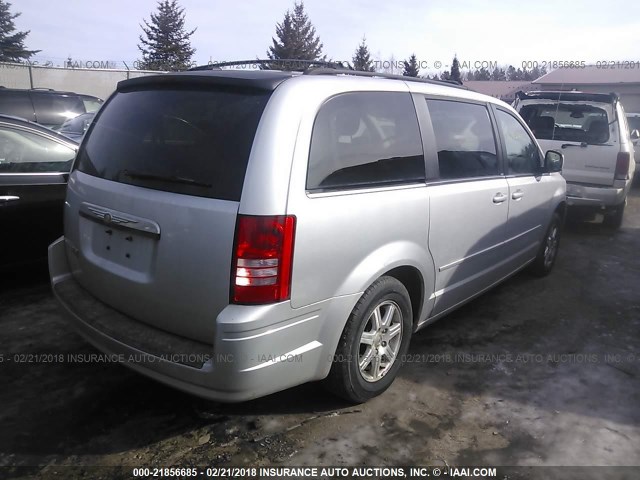 2A8HR54P18R828775 - 2008 CHRYSLER TOWN & COUNTRY TOURING SILVER photo 4