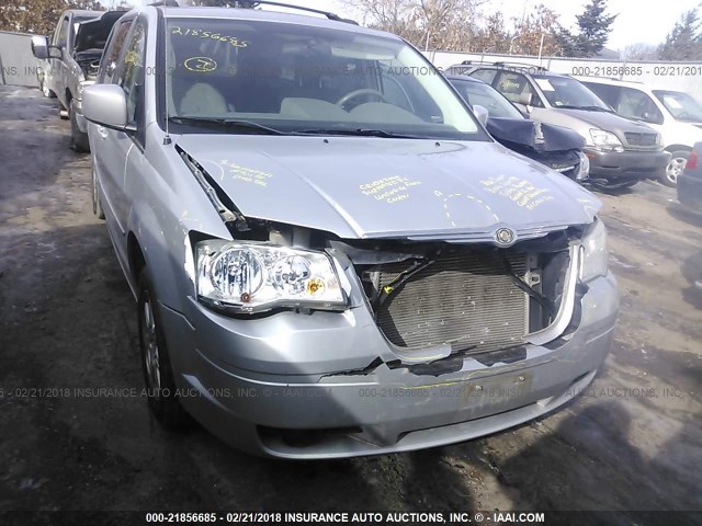 2A8HR54P18R828775 - 2008 CHRYSLER TOWN & COUNTRY TOURING SILVER photo 6