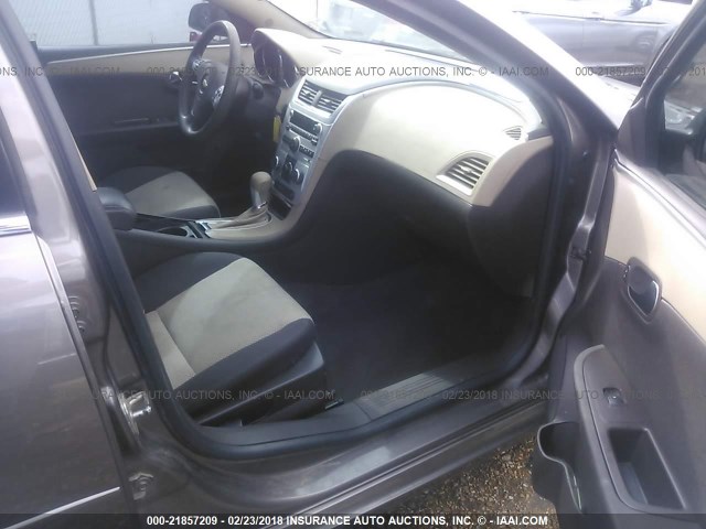 1G1ZB5E00CF251165 - 2012 CHEVROLET MALIBU LS 棕色 照片 5