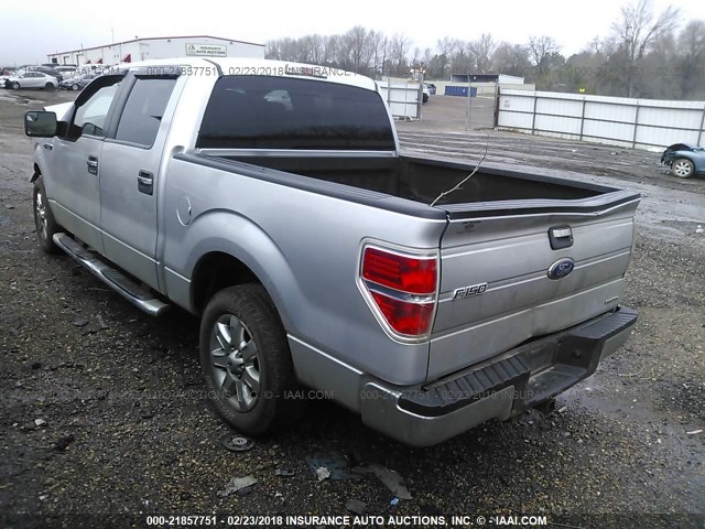 1FTFW1CFXCFB32554 - 2012 FORD F150 SUPERCREW SILVER photo 3