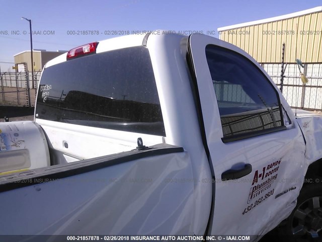 1GC0KUEGXGZ203569 - 2016 CHEVROLET SILVERADO K2500 HEAVY DUTY WHITE photo 8