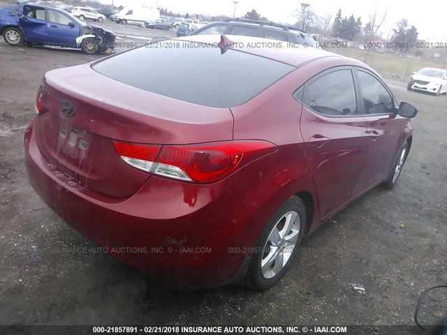 KMHDH4AE9DU561058 - 2013 HYUNDAI ELANTRA GLS/LIMITED RED photo 4