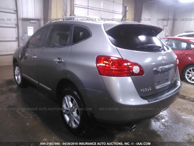 JN8AS5MV6DW600921 - 2013 NISSAN ROGUE S/SV SILVER photo 3