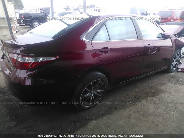 4T1BF1FK9HU649219 - 2017 TOYOTA CAMRY LE/XLE/SE/XSE RED photo 4