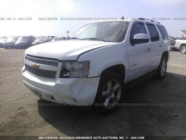 1GNFC13J27R290377 - 2007 CHEVROLET TAHOE C1500 WHITE photo 2