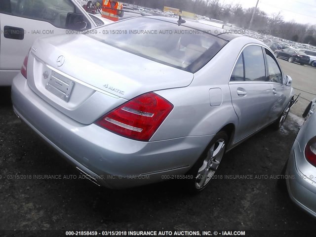 WDDNG9EB2DA506452 - 2013 MERCEDES-BENZ S 550 4MATIC SILVER photo 4