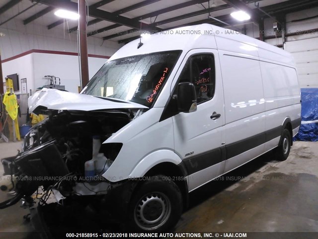 WD3PE8DC4F5950631 - 2015 MERCEDES-BENZ SPRINTER 2500 WHITE photo 2