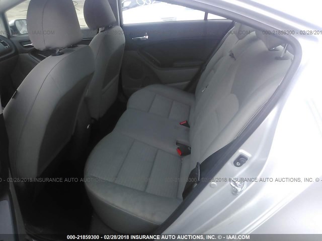 KNAFX4A62E5177432 - 2014 KIA FORTE LX SILVER photo 8