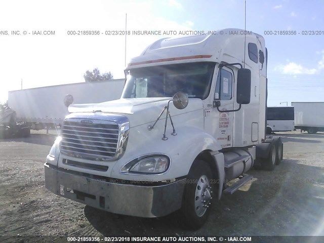 1FUJA6CK27LY30773 - 2007 FREIGHTLINER COLUMBIA COLUMBIA WHITE photo 2