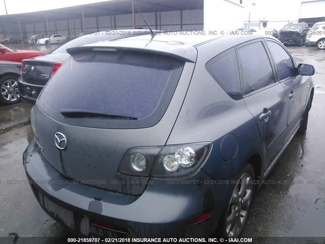 JM1BK343781837018 - 2008 MAZDA 3 HATCHBACK GRAY photo 4