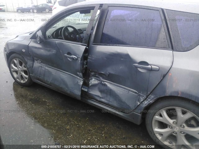 JM1BK343781837018 - 2008 MAZDA 3 HATCHBACK GRAY photo 5