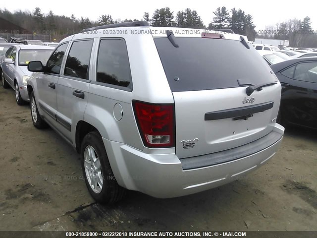 1J4GR48K85C707459 - 2005 JEEP GRAND CHEROKEE LAREDO/COLUMBIA/FREEDOM 灰色 照片 3