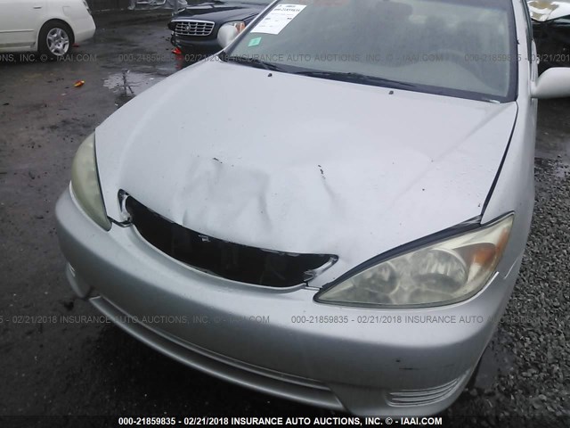 4T1BF32K15U095865 - 2005 TOYOTA CAMRY LE/XLE/SE ვერცხლისფერი ფოტო 6