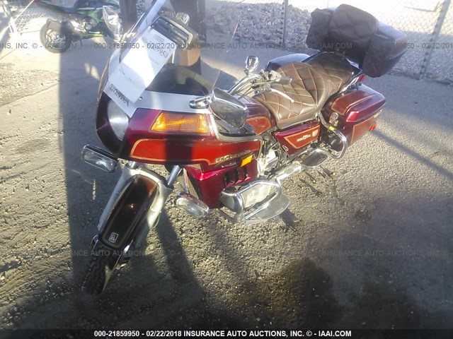 1HFSC0225DA327045 - 1983 HONDA GL1100 A BURGUNDY photo 2