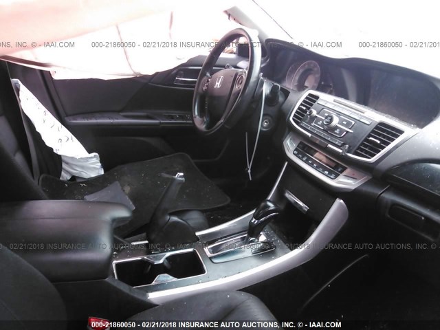 1HGCR2F53DA178200 - 2013 HONDA ACCORD SPORT SILVER photo 5