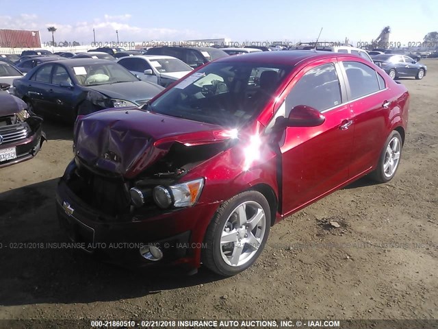 1G1JE5SG8E4112390 - 2014 CHEVROLET SONIC LTZ RED photo 2