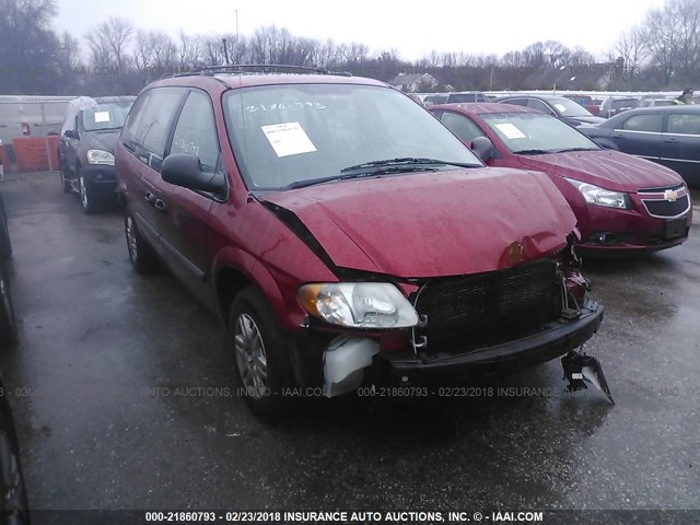 1D4GP24R35B357623 - 2005 DODGE GRAND CARAVAN SE RED photo 1