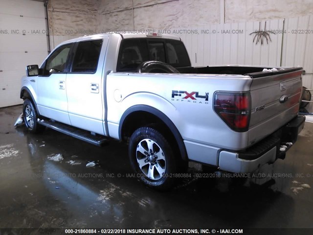 1FTFW1EFXBFC52253 - 2011 FORD F150 SUPERCREW SILVER photo 3