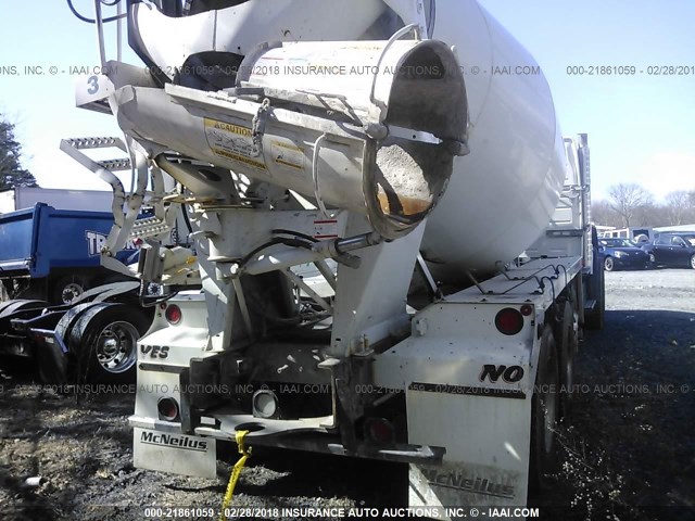 4V5KC9DF0GN931680 - 2016 VOLVO VHD WHITE photo 4