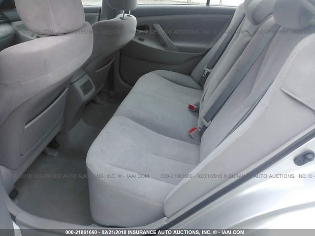 4T1BF3EK7BU644816 - 2011 TOYOTA CAMRY SE/LE/XLE SILVER photo 8