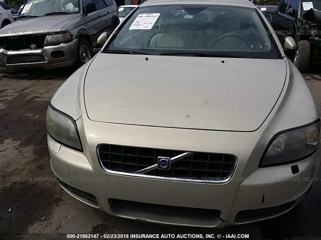 YV1MC68236J005109 - 2006 VOLVO C70 T5 GOLD photo 6