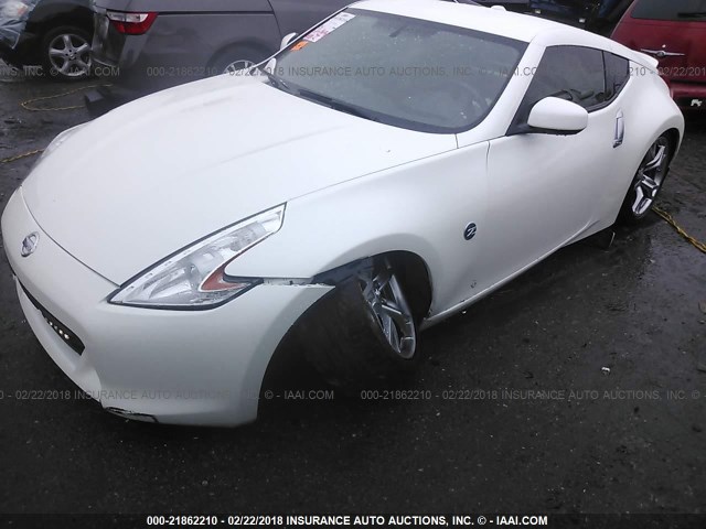 JN1AZ4EH7BM553453 - 2011 NISSAN 370Z TOURING/NISMO WHITE photo 2