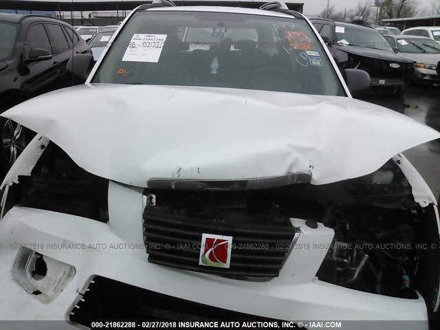 5GZCZ33D26S825892 - 2006 SATURN VUE WHITE photo 10