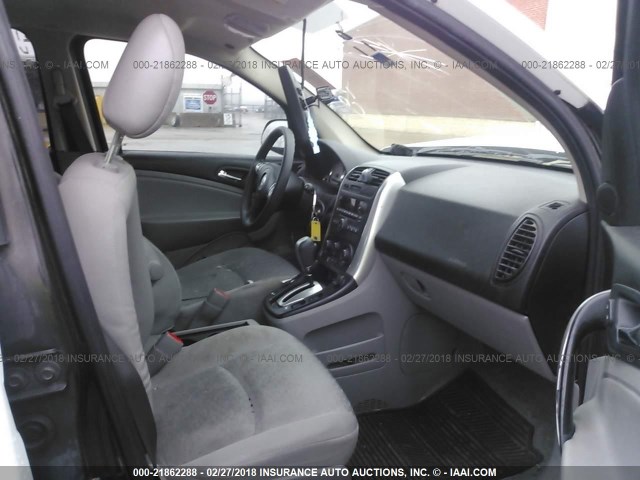 5GZCZ33D26S825892 - 2006 SATURN VUE WHITE photo 5