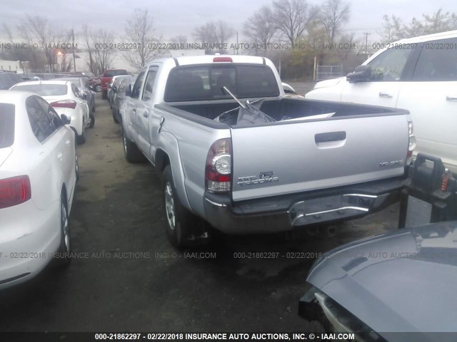 5TEMU4FN6AZ709520 - 2010 TOYOTA TACOMA DOUBLE CAB LONG BED SILVER photo 3