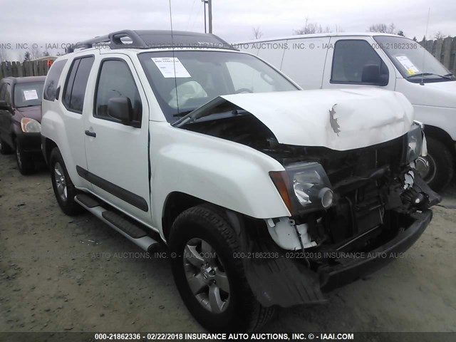 5N1AN0NU3DN819820 - 2013 NISSAN XTERRA X/S/PRO-4X WHITE photo 1