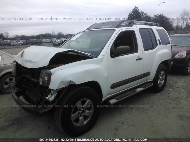 5N1AN0NU3DN819820 - 2013 NISSAN XTERRA X/S/PRO-4X WHITE photo 2