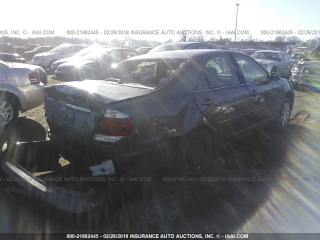 4T1BE32K25U521873 - 2005 TOYOTA CAMRY LE/XLE/SE GRAY photo 4