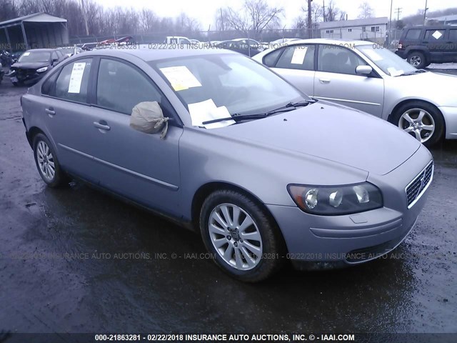 YV1MS382542025001 - 2004 VOLVO S40 2.4I SILVER photo 1