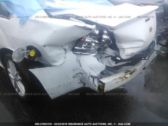 2G1WC5E35E1113111 - 2014 CHEVROLET IMPALA LIMITED LTZ WHITE photo 6