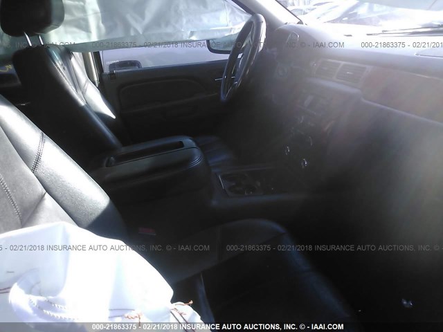 1GNSKJE78ER225243 - 2014 CHEVROLET SUBURBAN K1500 LT BLACK photo 5