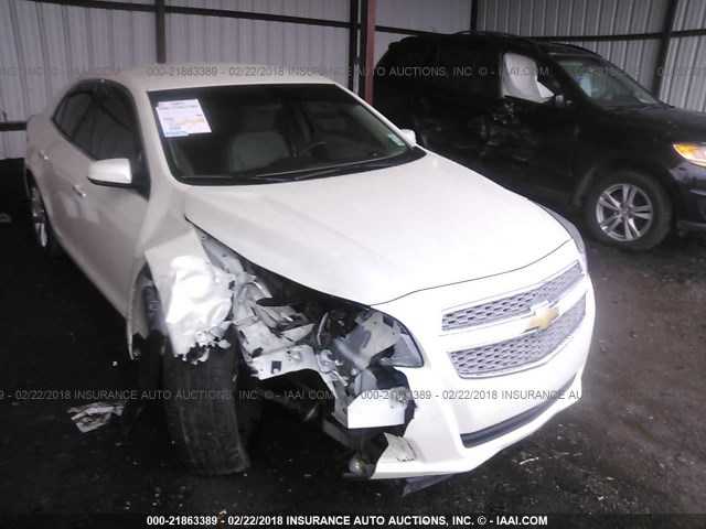 1G11H5SA9DF261364 - 2013 CHEVROLET MALIBU LTZ 白色 照片 6
