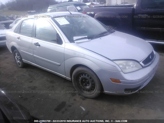 1FAFP34N37W238127 - 2007 FORD FOCUS ZX4/S/SE/SES SILVER photo 1