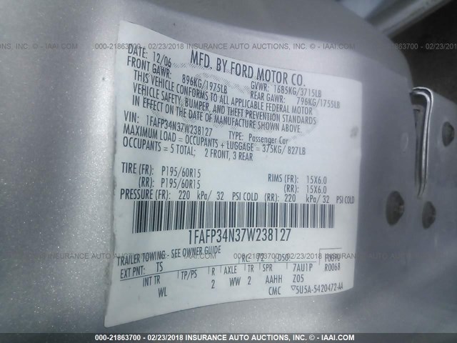 1FAFP34N37W238127 - 2007 FORD FOCUS ZX4/S/SE/SES 银色 照片 9